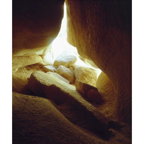 USA, California, San Diego Granite Wind Cave